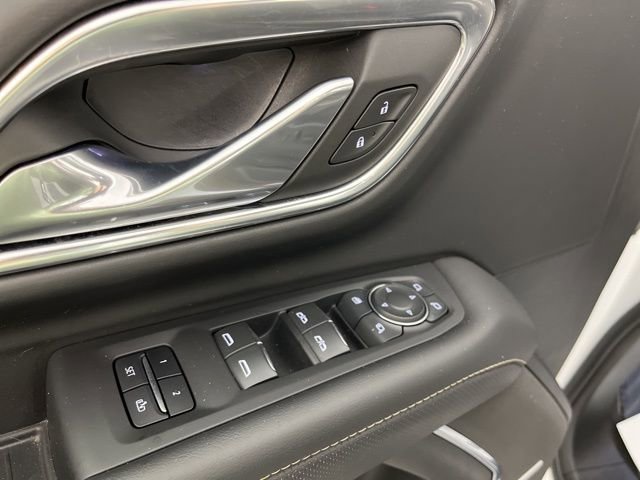 Used 2024 Chevrolet Tahoe Premier image 32