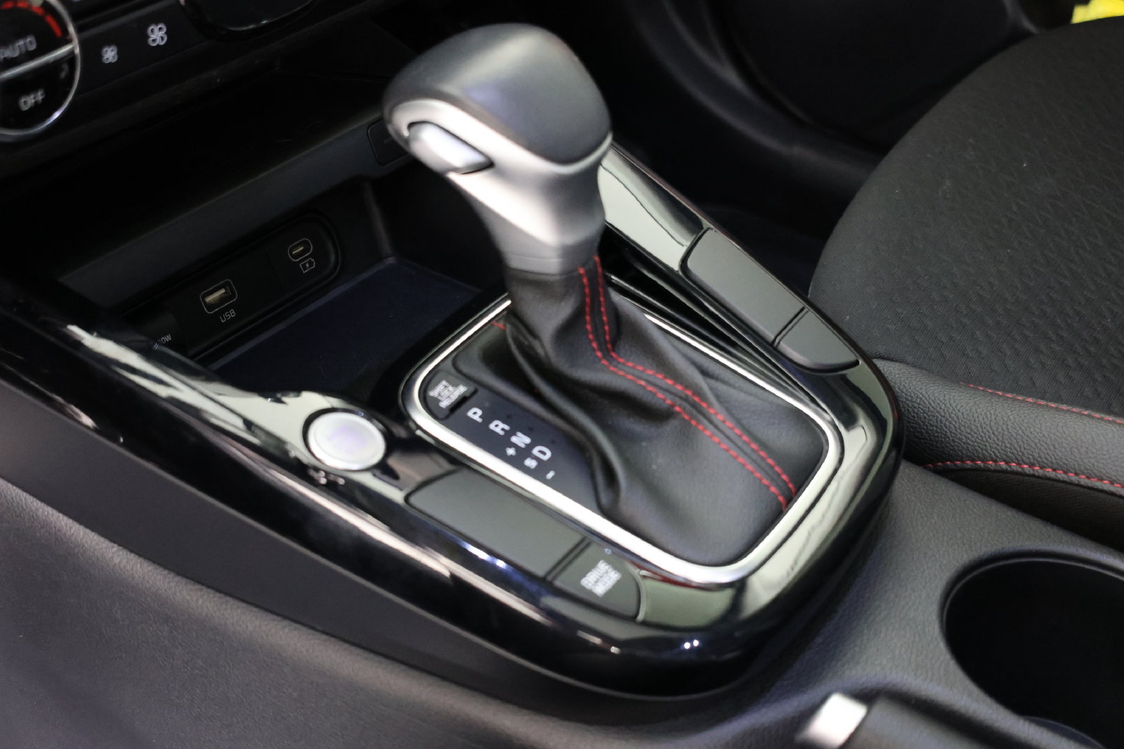 Used 2024 Kia Soul GT-Line FWD image 6