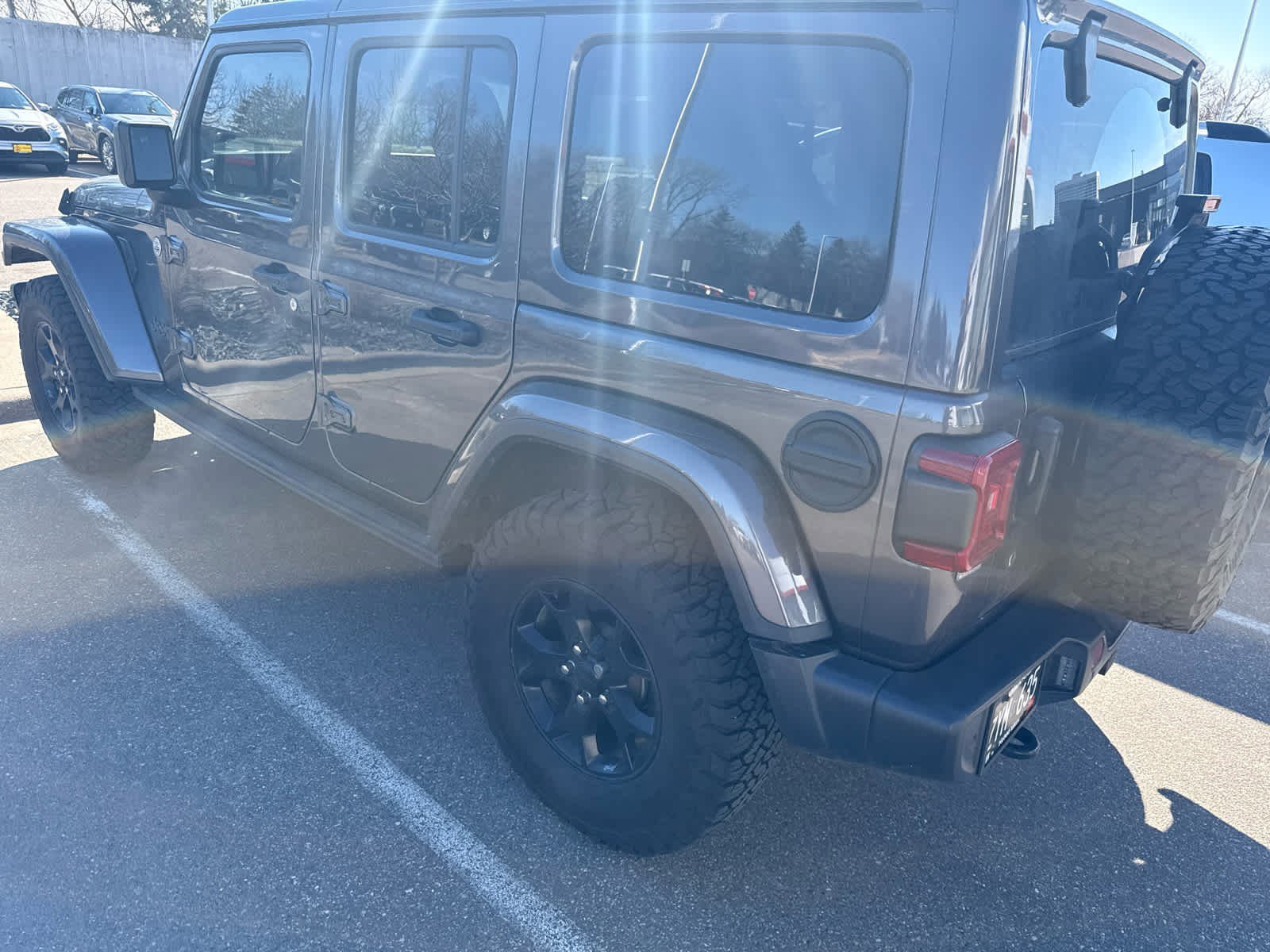 Used 2019 Jeep Wrangler Unlimited Sahara w/ Quick Order Package 24M Moab AWD/4WD image 4