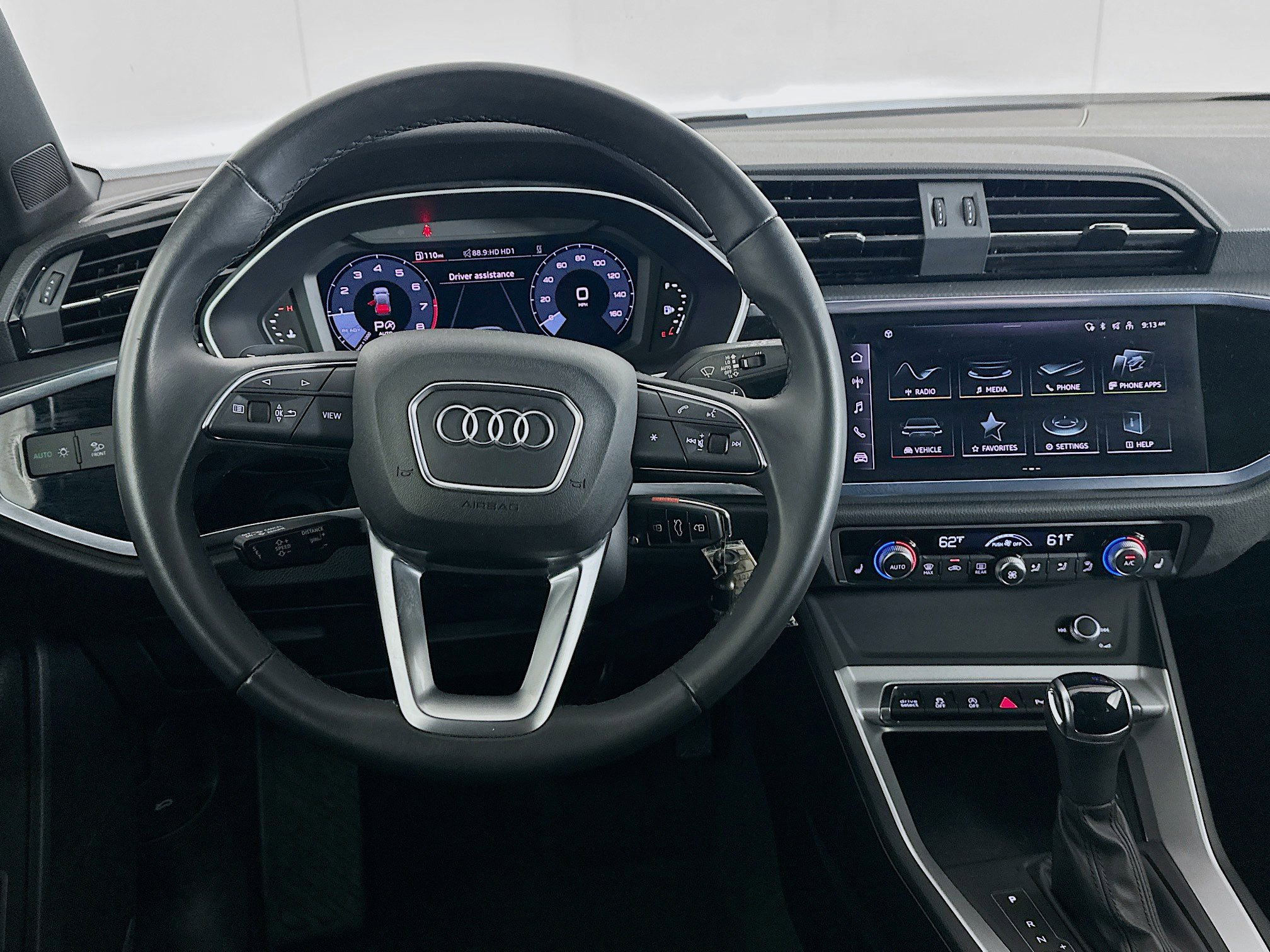 Used 2025 Audi Q3 2.0T Premium image 16