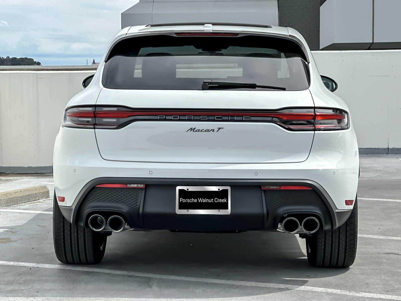 New 2026 Porsche Macan AWD/4WD image 8