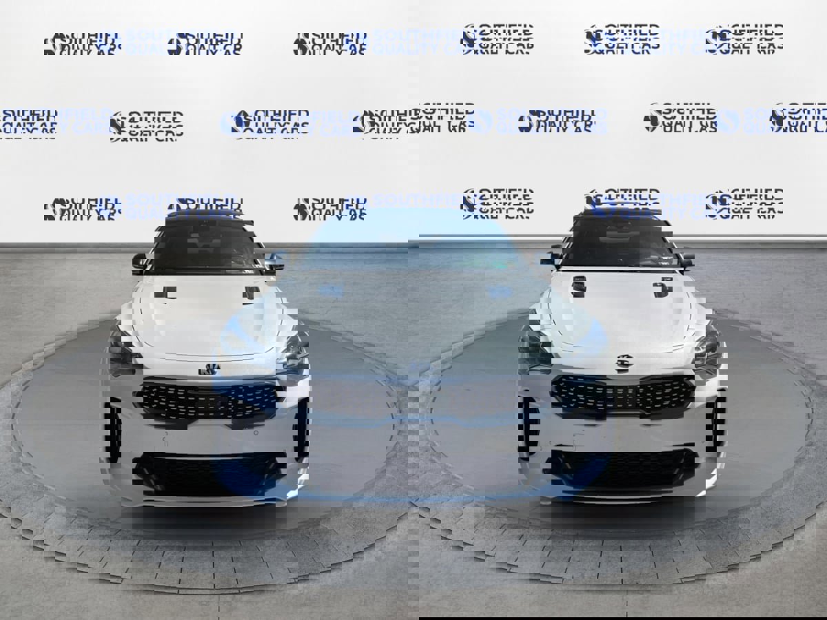 Used 2019 Kia Stinger GT2 image 9