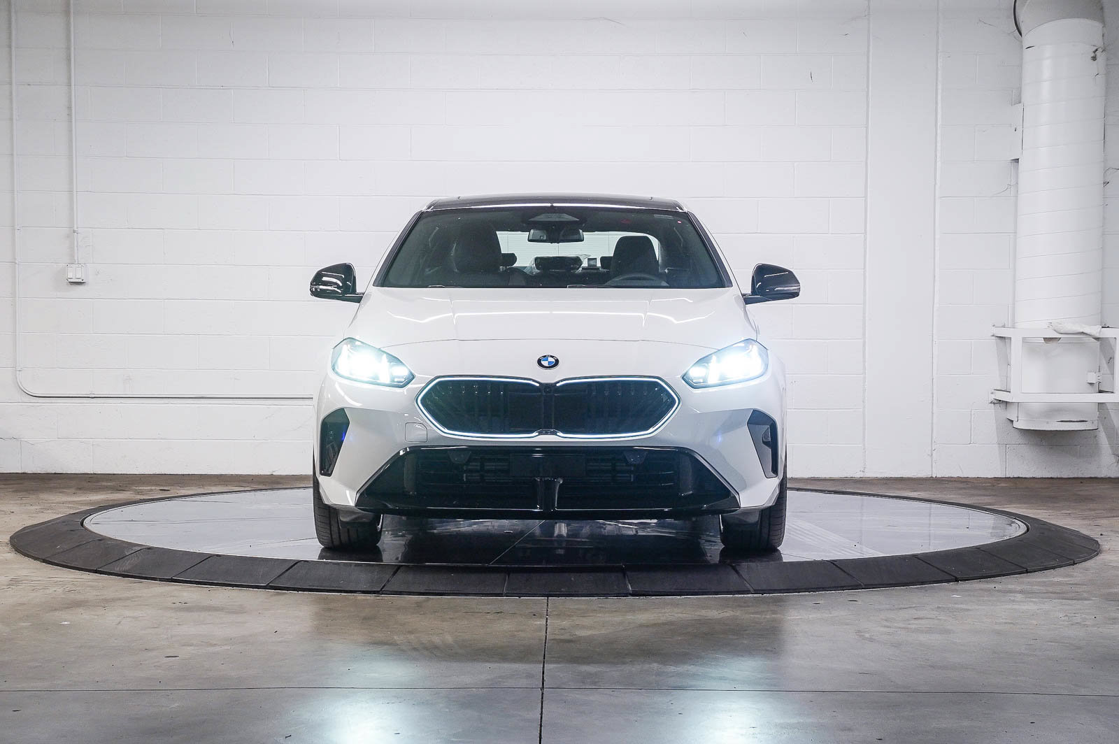 New 2026 BMW 228i w/ Technology Package FWD image 2