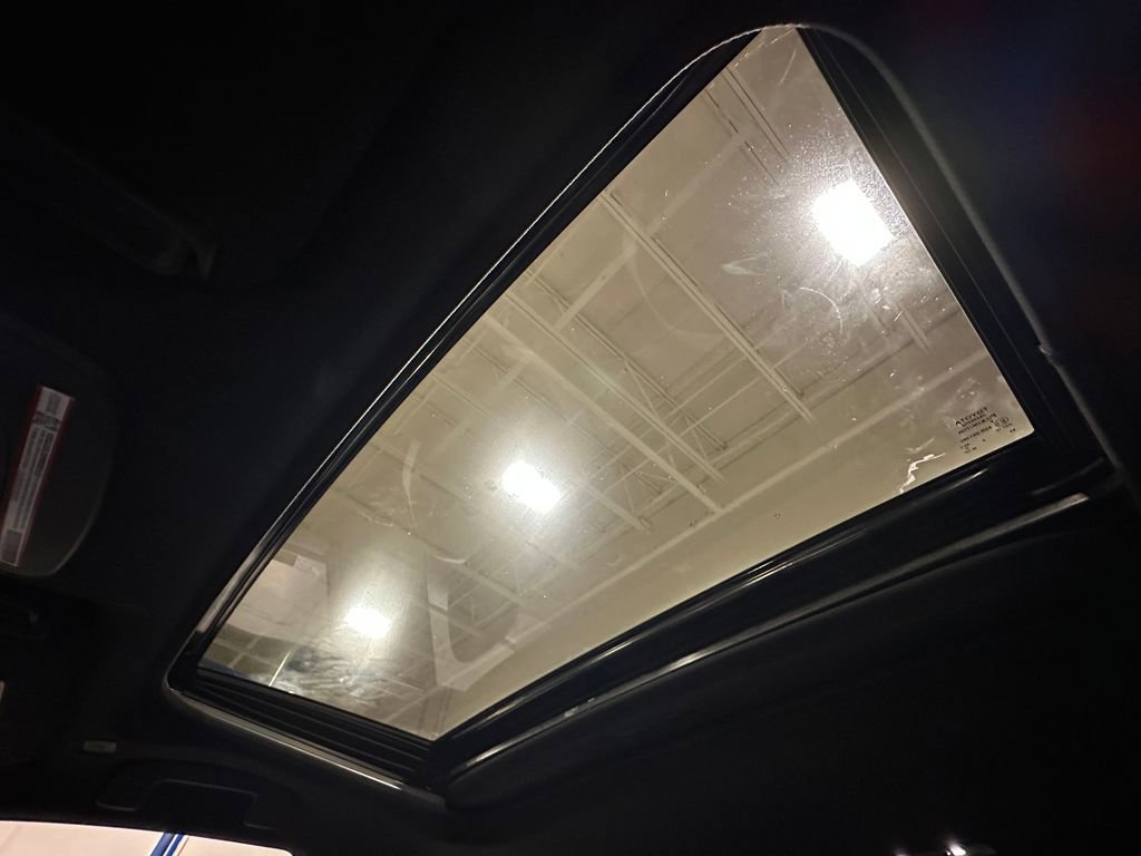 Used 2025 Toyota Camry SE image 24