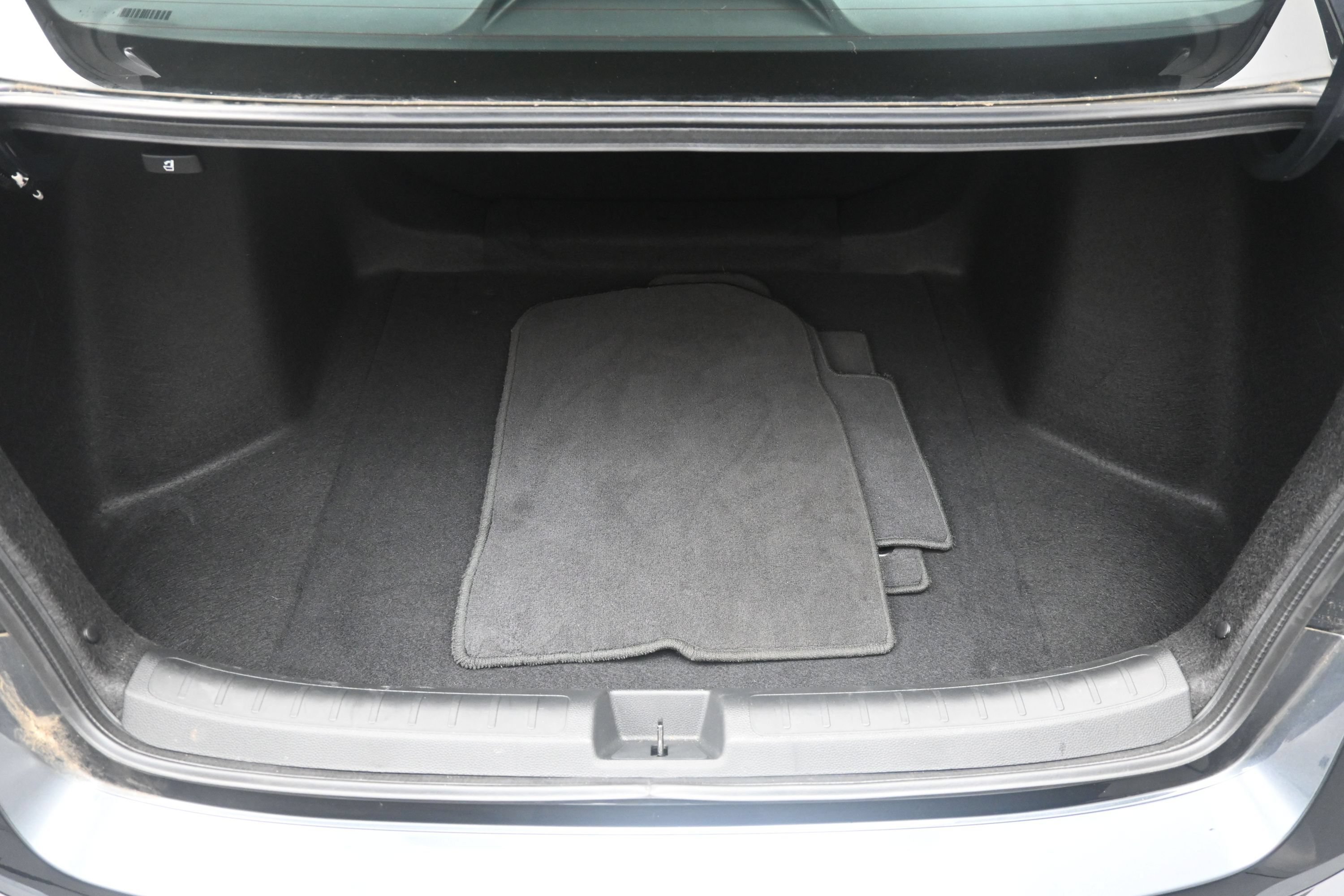 Used 2024 Honda Civic LX image 12