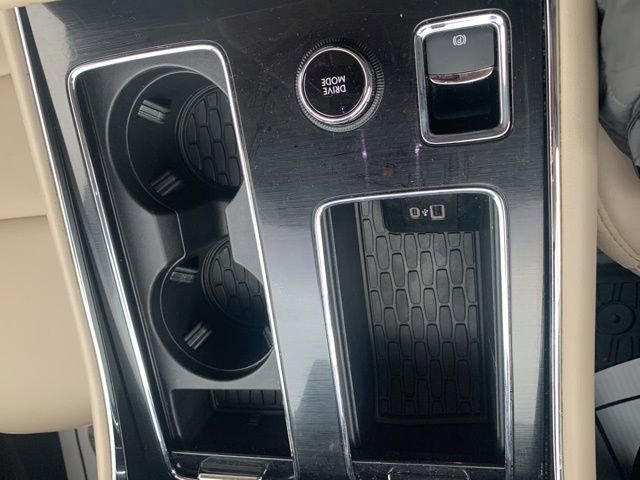 Used 2023 Lincoln Aviator AWD w/ Premium Package image 16