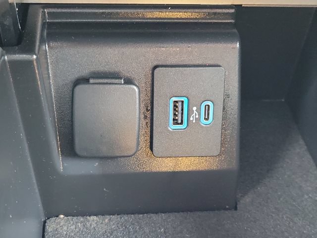 Certified 2024 Ford Explorer ST w/ Equipment Group 401A AWD/4WD image 26