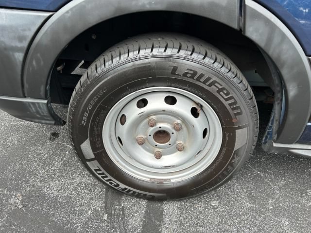 Used 2019 Ford Transit 150 130 Medium Roof RWD image 37