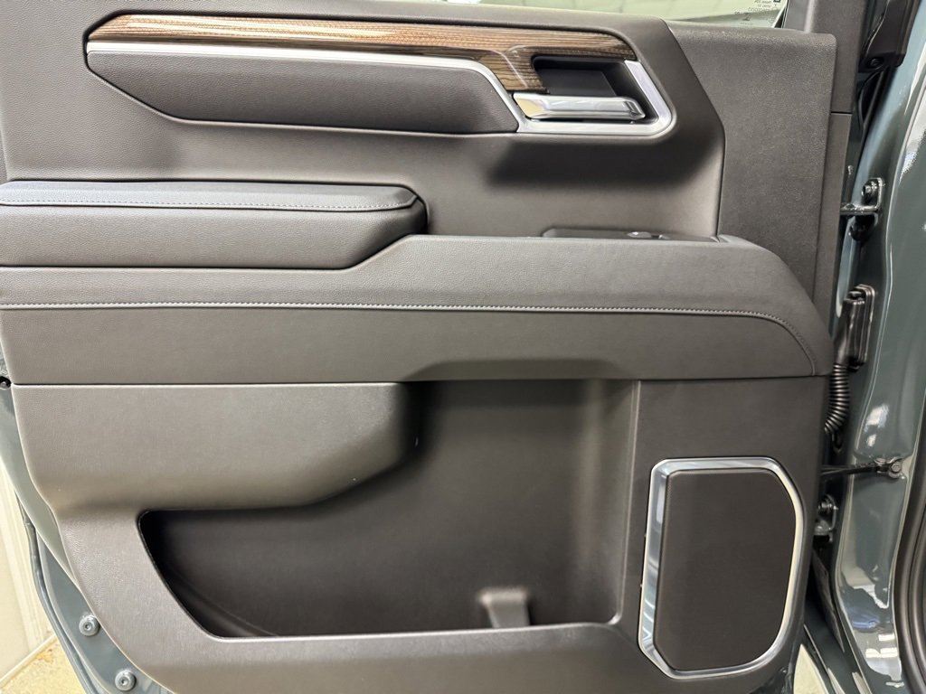 New 2026 Chevrolet Silverado 1500 LT image 16