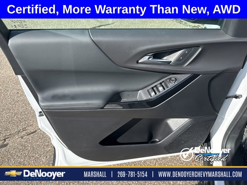 Used 2026 Chevrolet Equinox LT AWD/4WD image 15