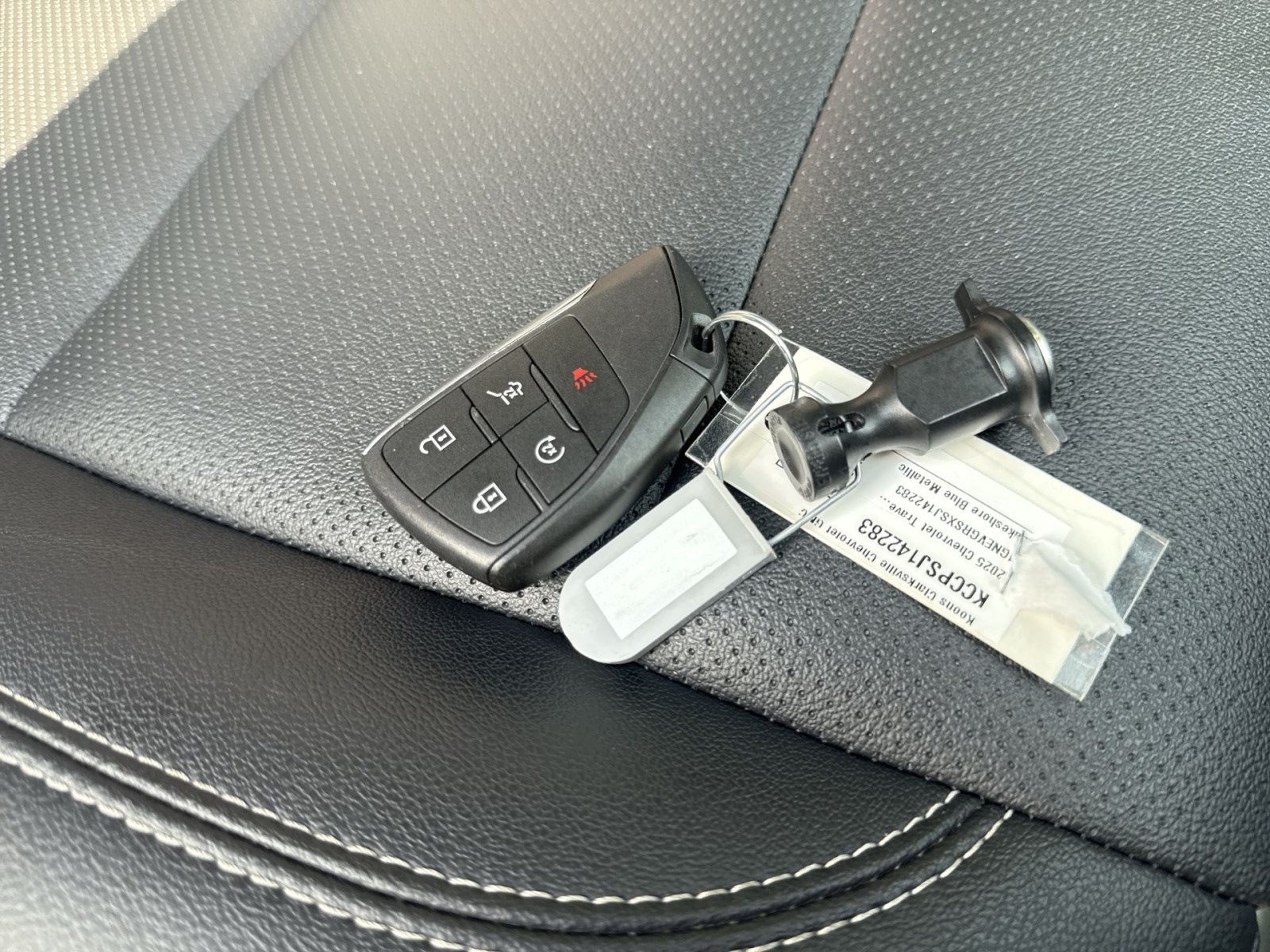 Used 2025 Chevrolet Traverse LT AWD/4WD image 27
