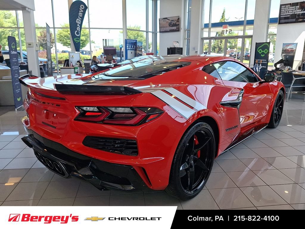 New 2027 Chevrolet Corvette Grand Sport w/ Z52 Sport Performance Package RWD image 3