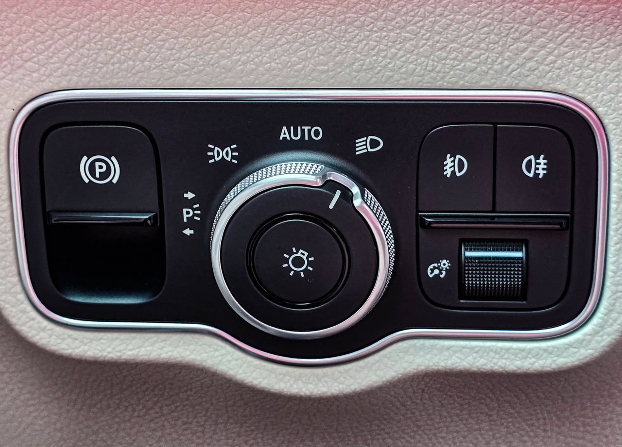 New 2026 Mercedes-Benz GLB 250 4MATIC image 27