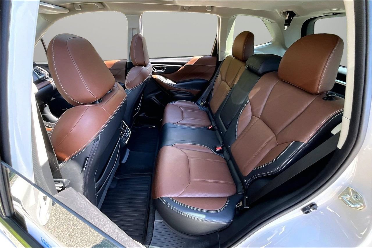 Used 2022 Subaru Forester Touring AWD/4WD image 23
