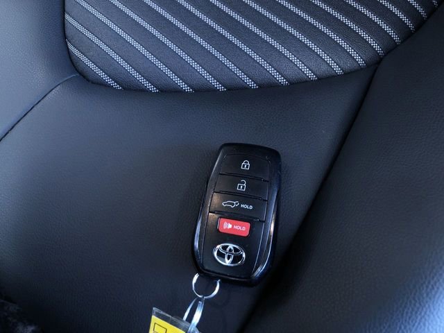 Certified 2025 Toyota Highlander XSE AWD/4WD image 32