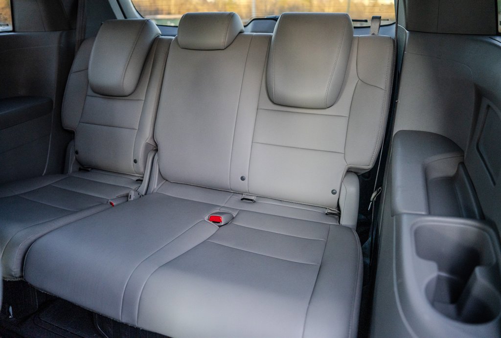 Used 2015 Honda Odyssey EX-L image 32