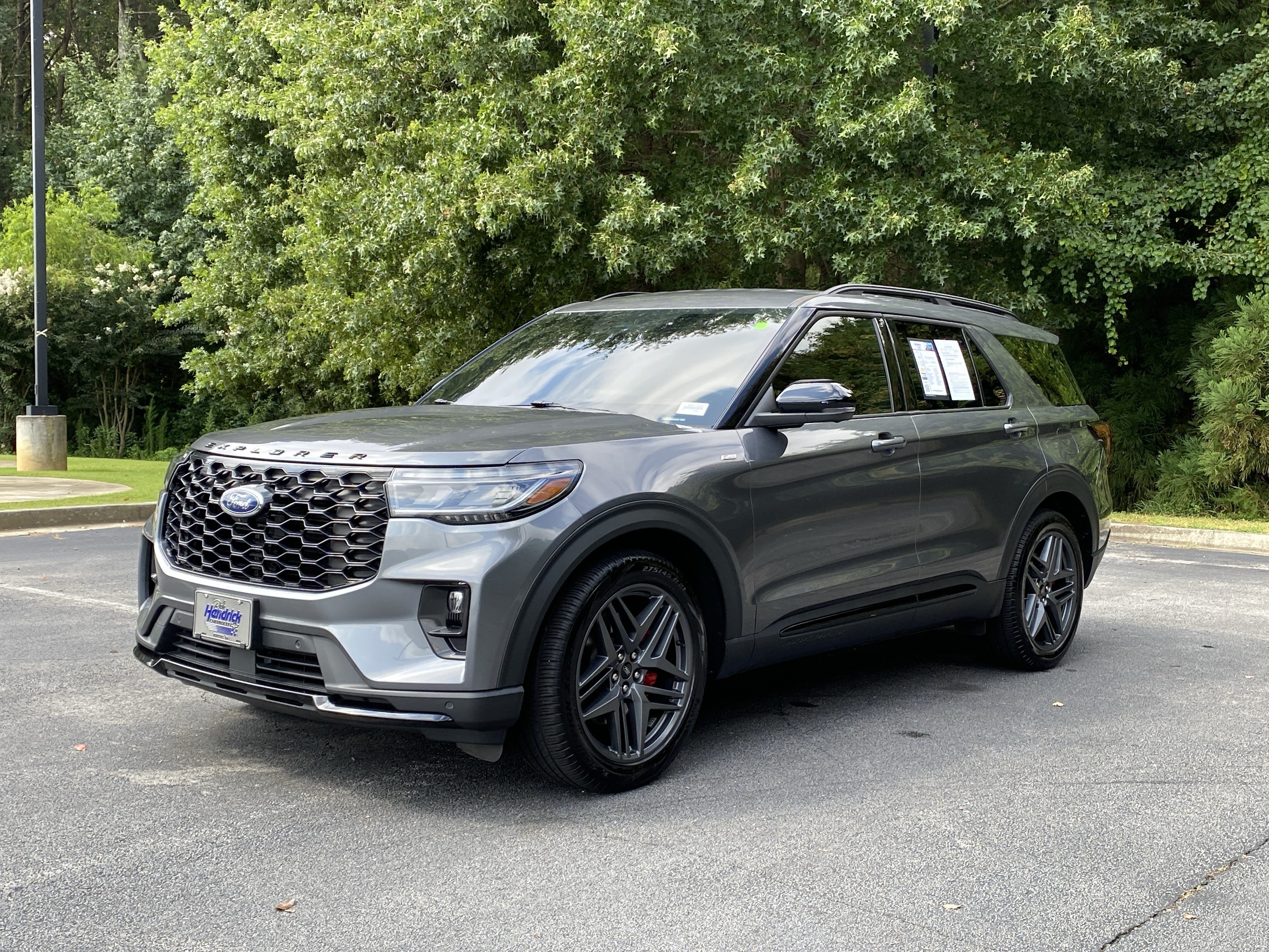 Used 2025 Ford Explorer ST-Line w/ Premium Package RWD image 5