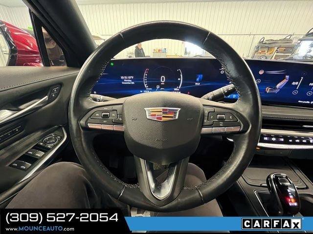 Used 2024 Cadillac XT4 Premium Luxury image 21