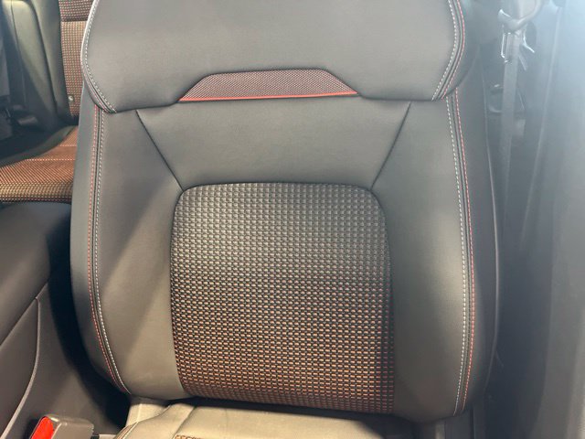 New 2027 Nissan Kicks SR w/ Cold Weather Package FWD image 7