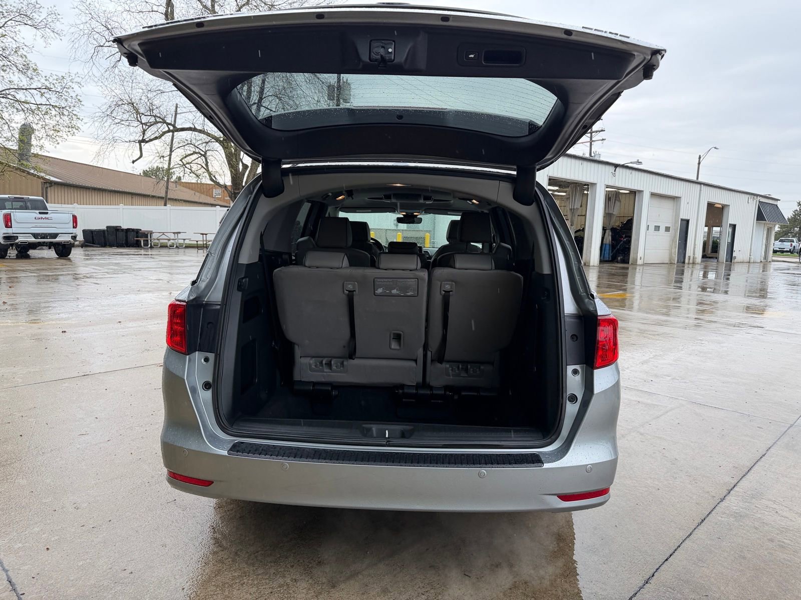 Used 2023 Honda Odyssey Elite image 34