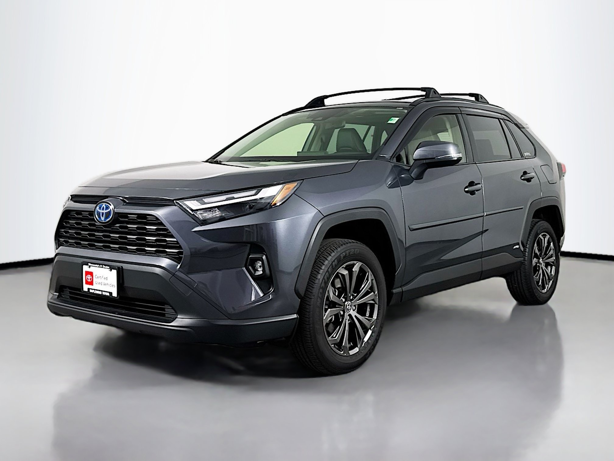 Certified 2023 Toyota RAV4 XLE Premium AWD/4WD image 3