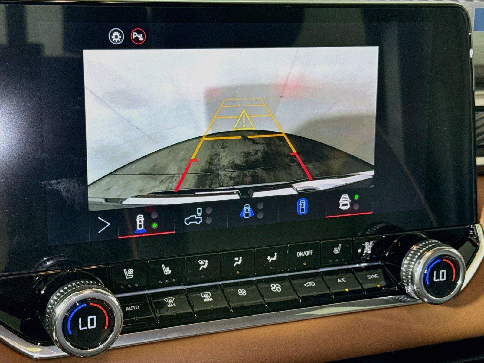 New 2026 GMC Canyon AT4 w/ Technology Plus Package AWD/4WD image 9