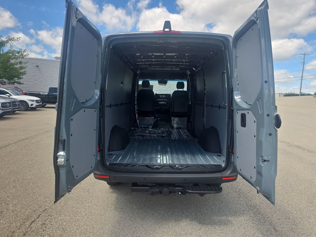 New 2026 Mercedes-Benz Sprinter 2500 image 28