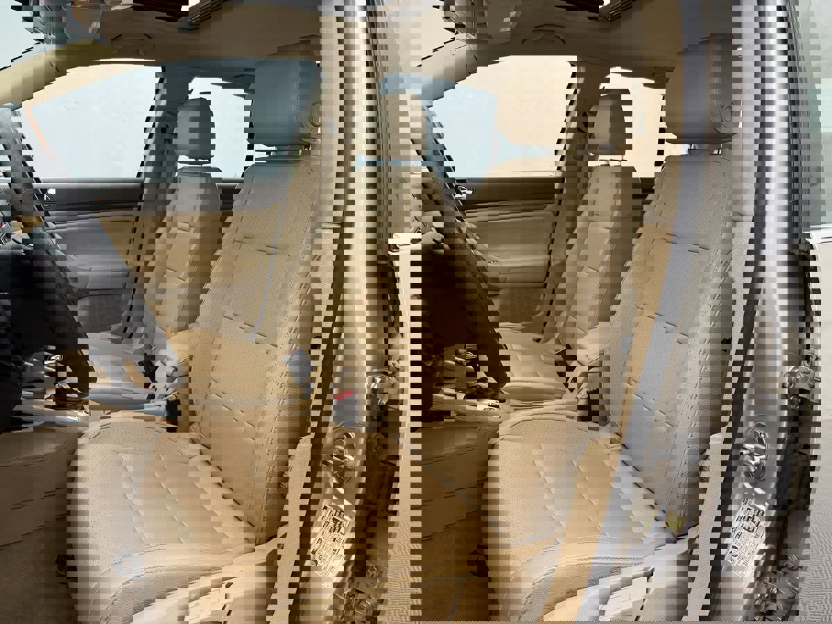 Used 2005 Volkswagen Jetta 2.5 image 8