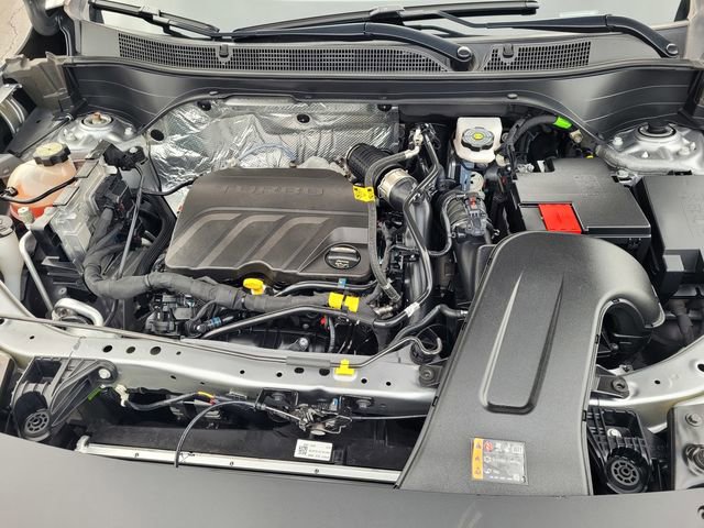 Used 2025 Chevrolet Trax LS w/ Driver Confidence Package image 26