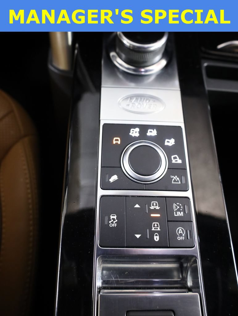 Used 2018 Land Rover Discovery HSE AWD/4WD image 25