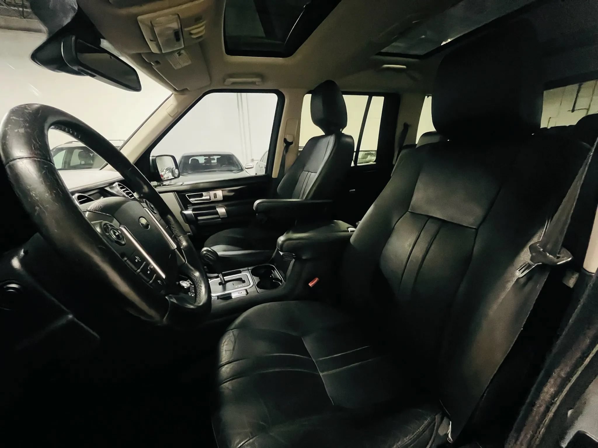 Used 2010 Land Rover LR4 HSE AWD/4WD image 16