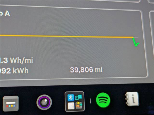 Used 2023 Tesla Model Y Performance AWD/4WD image 11