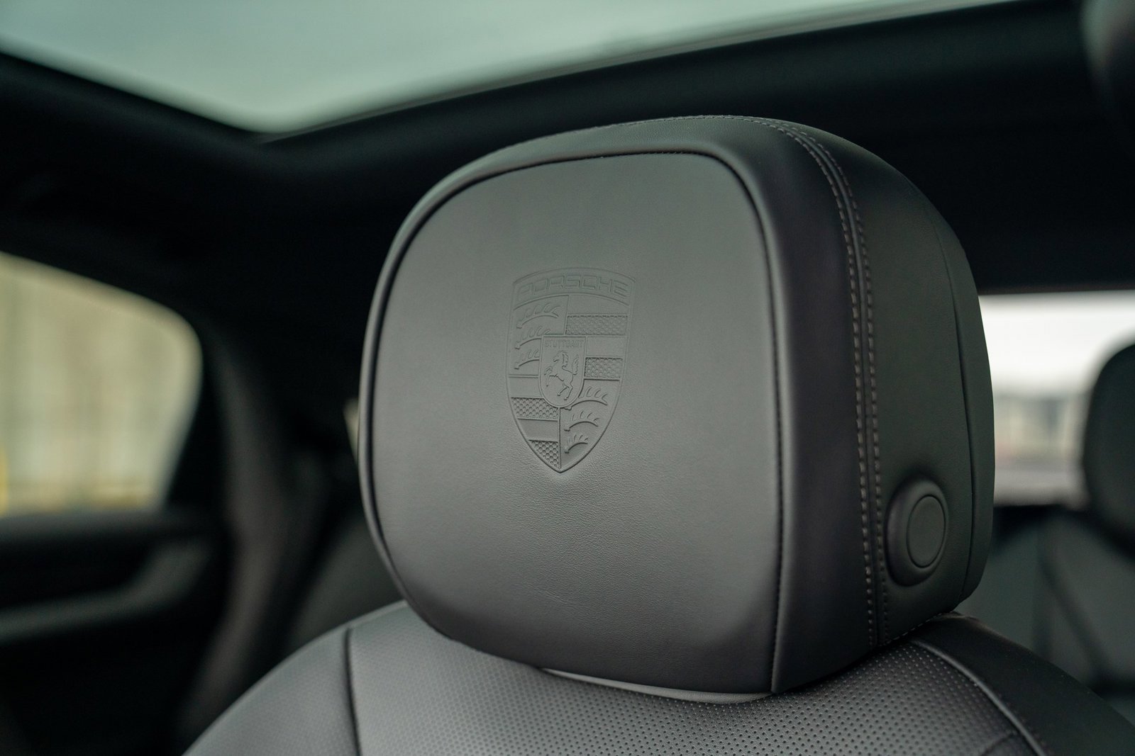 New 2026 Porsche Cayenne S image 13