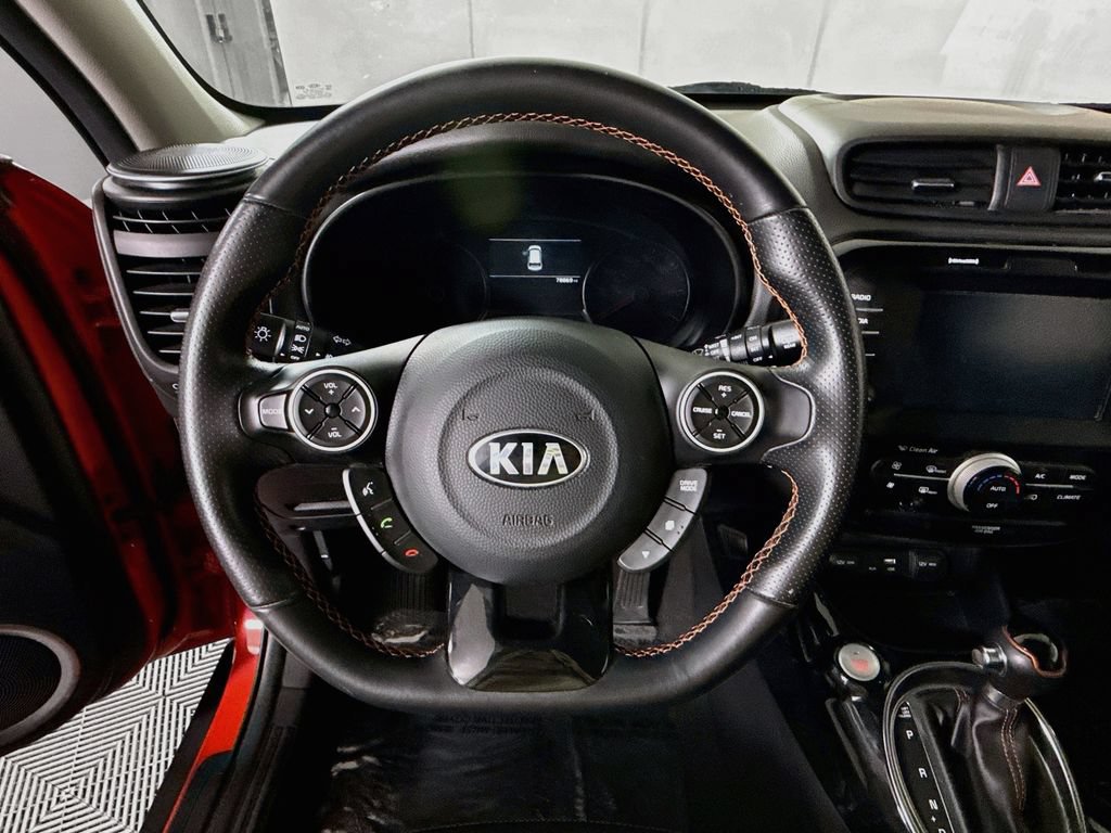 Used 2019 Kia Soul ! FWD image 18