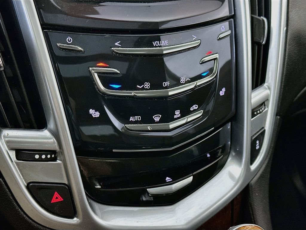 Used 2016 Cadillac SRX Luxury w/ Driver Awareness Package FWD image 18