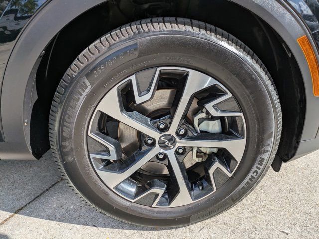 Used 2023 Kia Sportage EX image 13