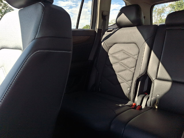 Used 2024 Volkswagen Atlas SE AWD/4WD image 21