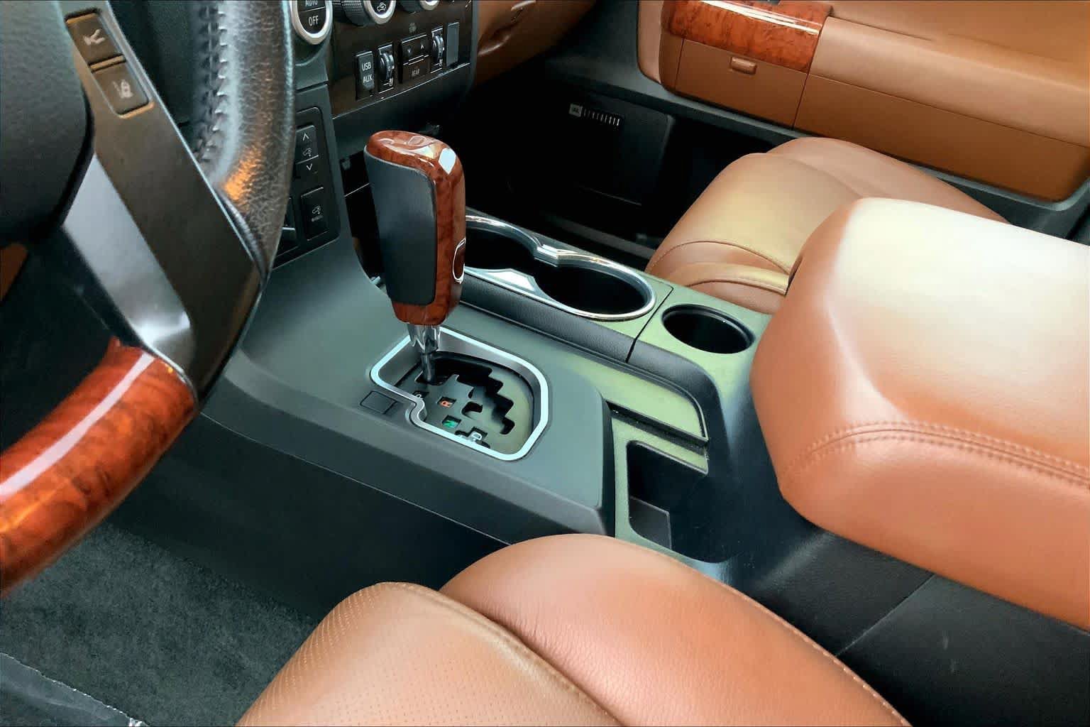 Used 2018 Toyota Sequoia Platinum RWD image 15