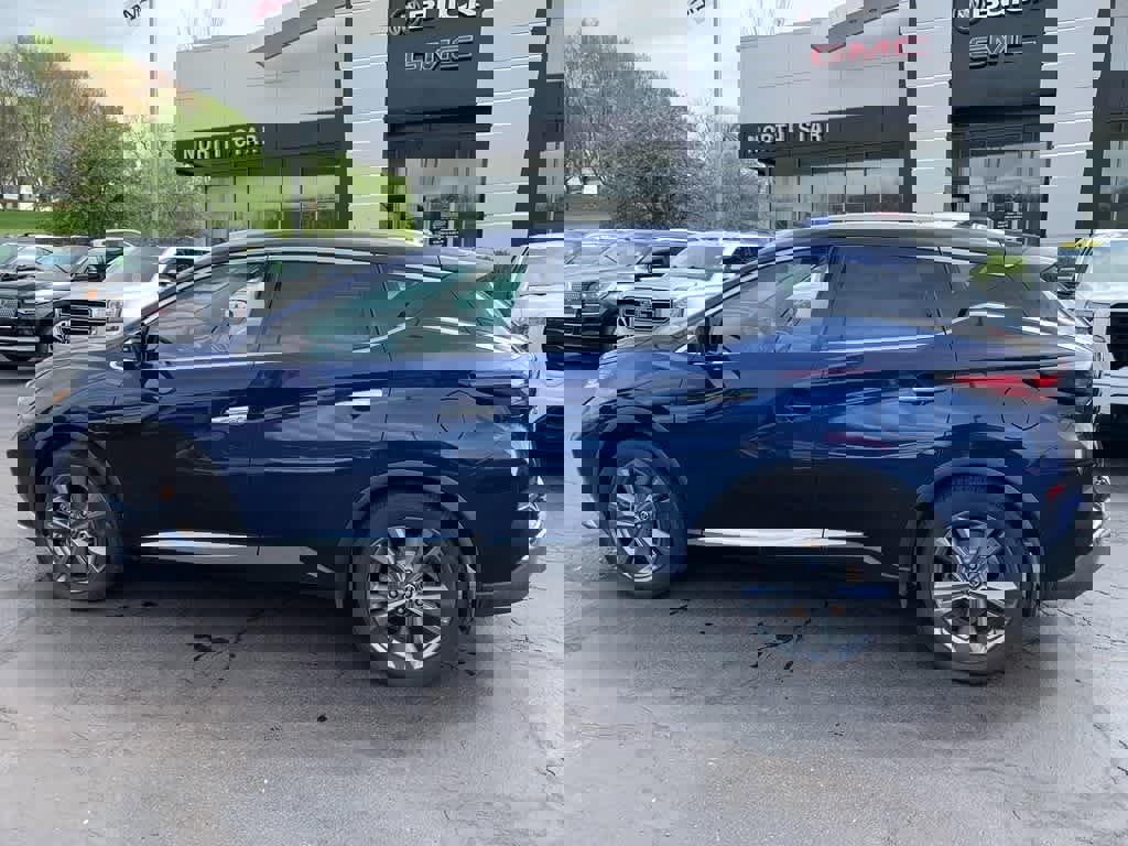 Used 2020 Nissan Murano Platinum w/ Cargo Package image 2