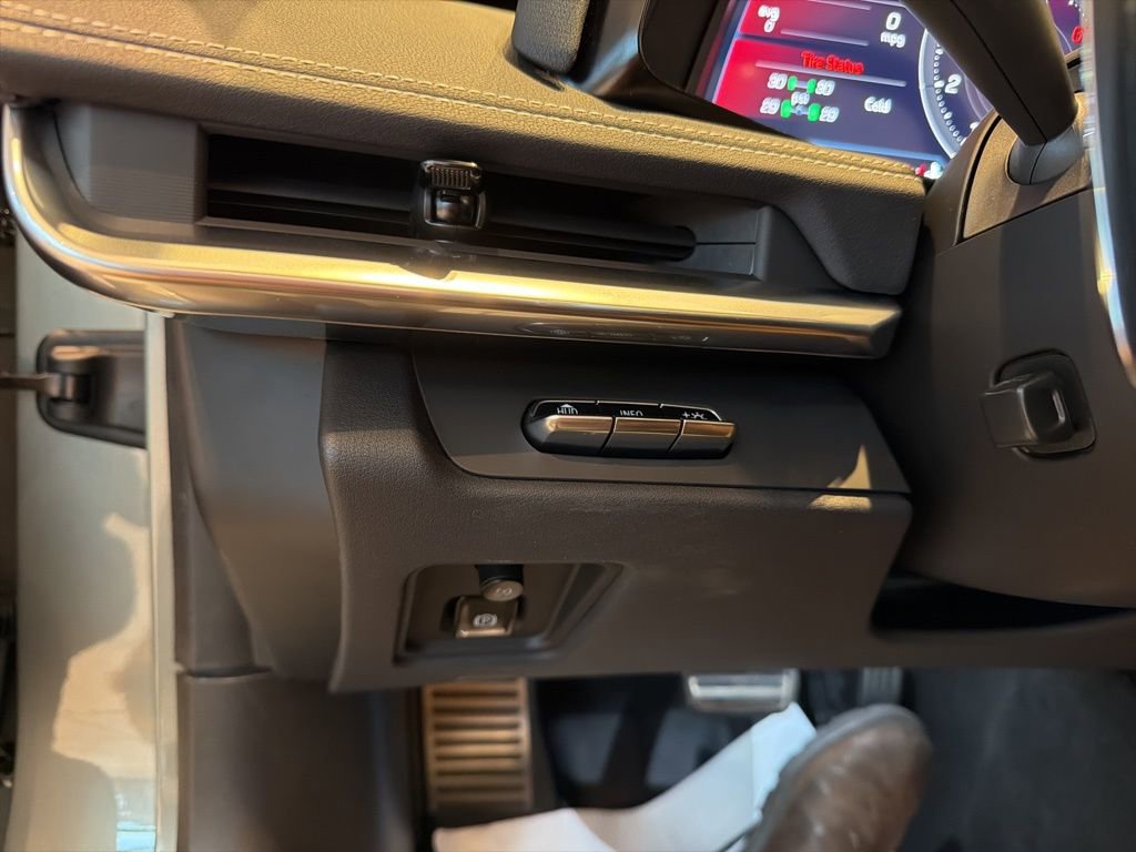 Used 2024 Chevrolet Corvette Stingray Preferred Conv w/ Z51 Performance Package image 18