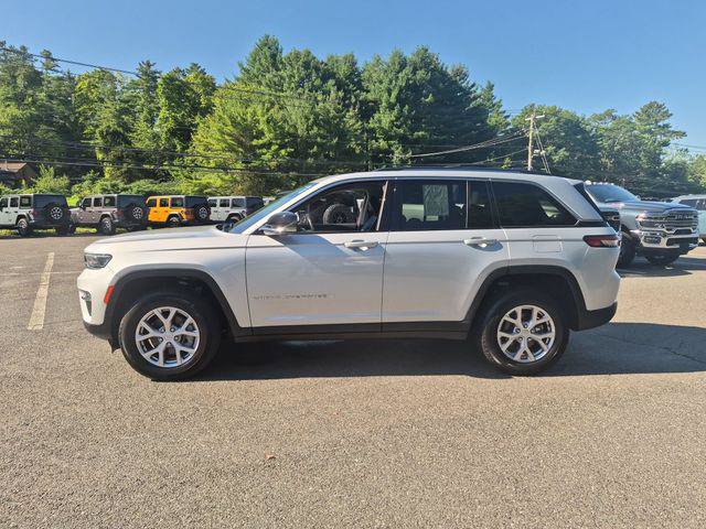 Certified 2022 Jeep Grand Cherokee Limited AWD/4WD image 9
