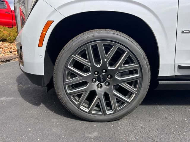 New 2026 GMC Yukon Denali Ultimate AWD/4WD image 18
