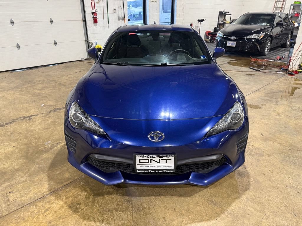 Used 2019 Toyota 86 RWD image 2