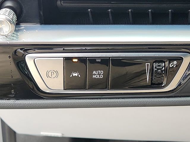 Certified 2024 Cadillac Lyriq Luxury image 23