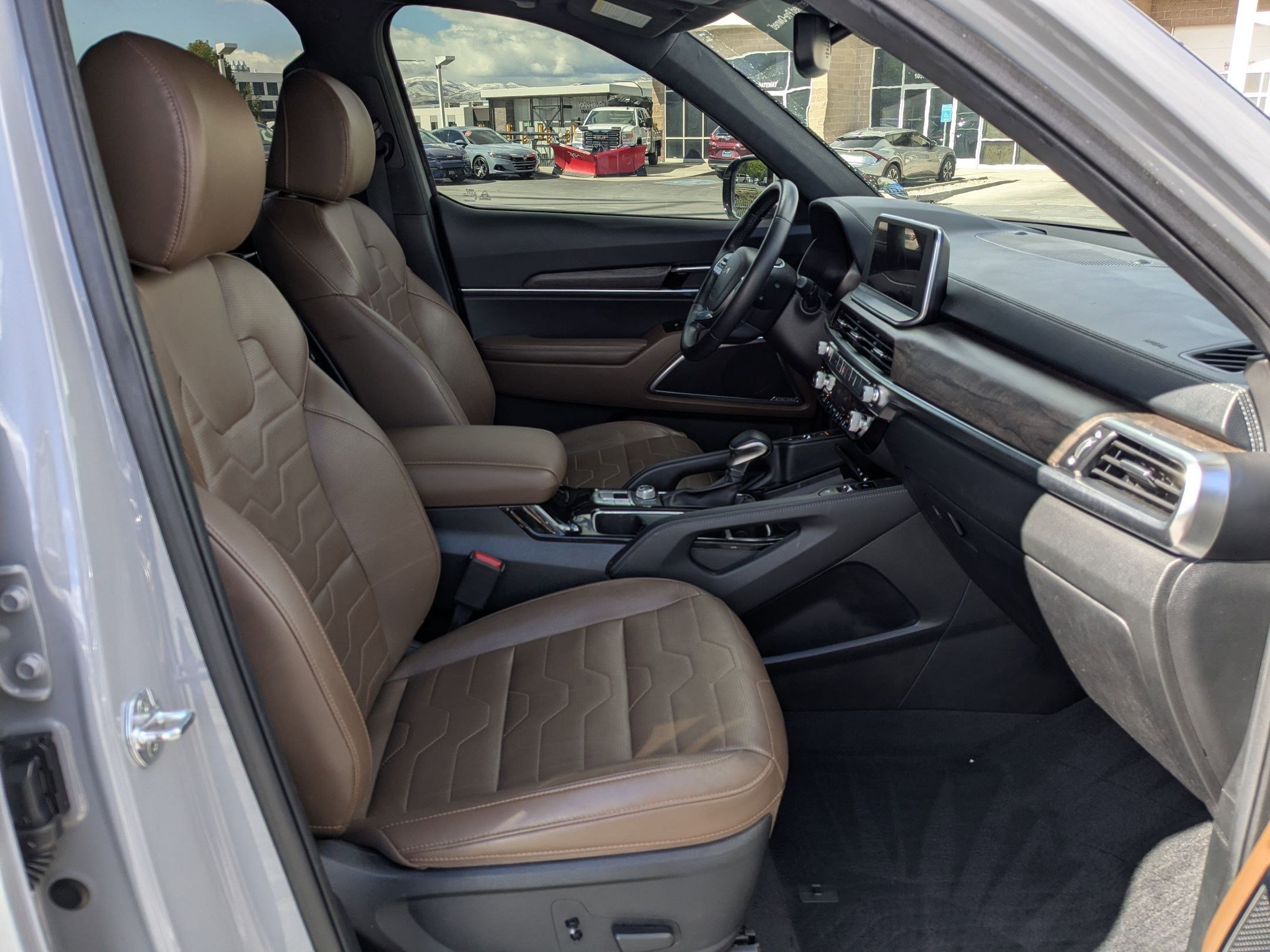 Used 2022 Kia Telluride SX w/ SX Prestige Package image 29