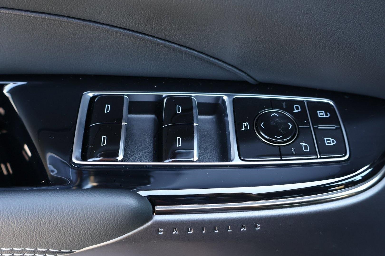 New 2026 Cadillac Lyriq Sport image 11