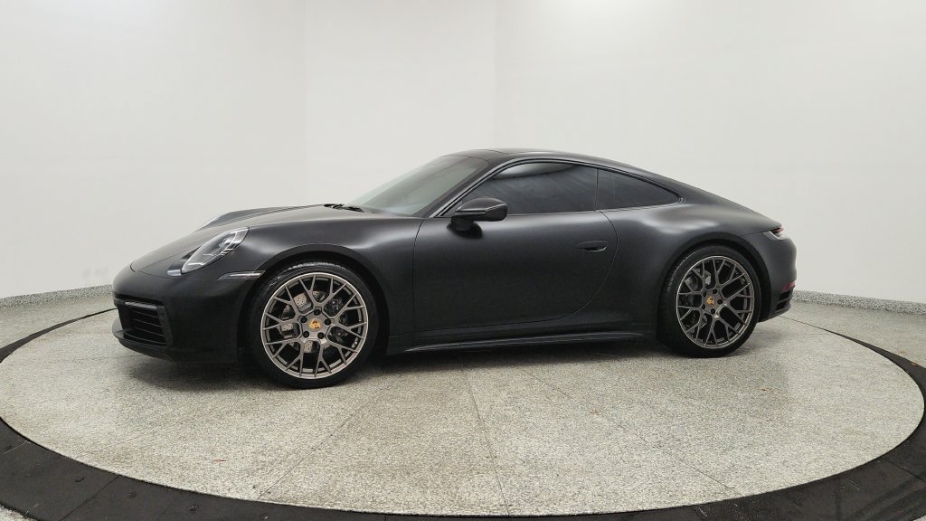 Used 2020 Porsche 911 Carrera RWD image 2