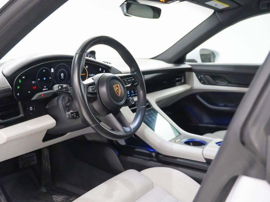 Certified 2022 Porsche Taycan 4S w/ Premium Package image 4