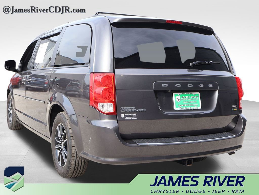 Used 2019 Dodge Grand Caravan GT FWD image 3