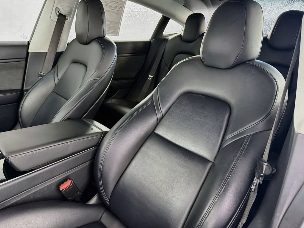 Used 2018 Tesla Model 3 Long Range RWD image 29
